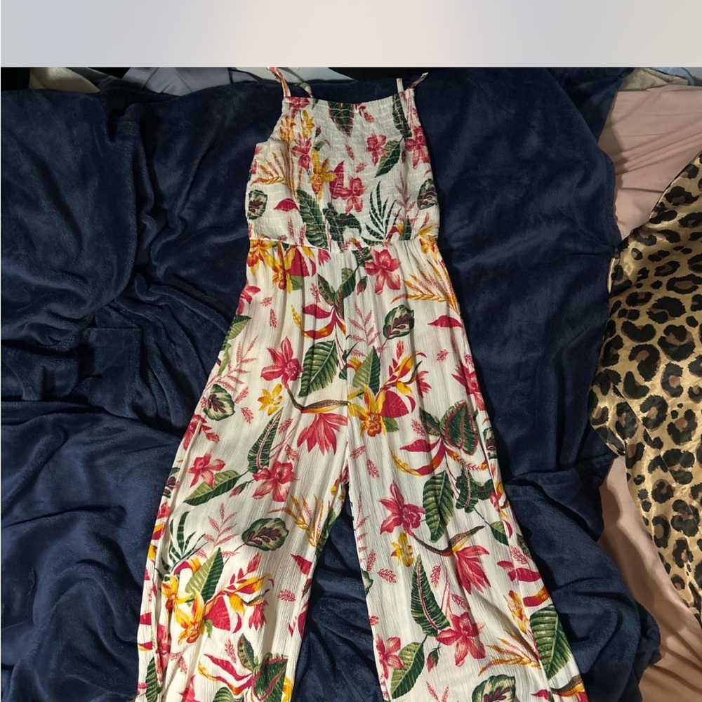 Old Navy Green and White Floral Jumpsuit with Wide-Leg Design